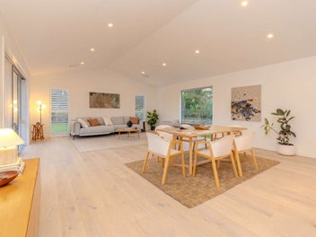 YOUR DREAM HOME!