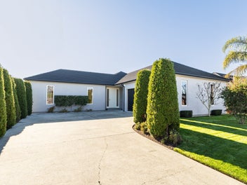 Contemporary, Luxury, and Prime Location