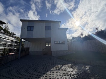 Image 1 of 11