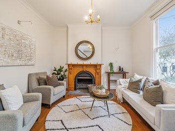 Quintessential Thorndon
