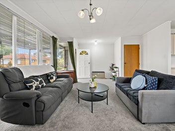 Single-Level Living at Its Best