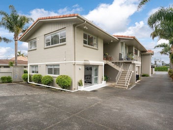 Enquiries Over $865,000