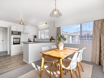 Low-Maintenance Living In The Regent