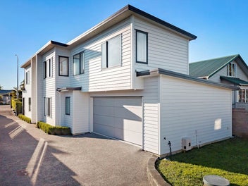 Executive Family Living in the Heart of Grey Lynn