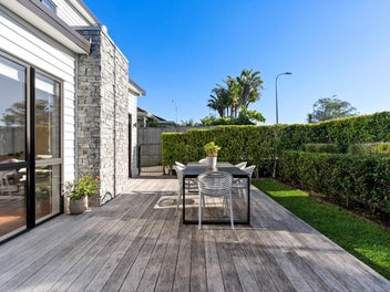 Executive Family Living in the Heart of Grey Lynn