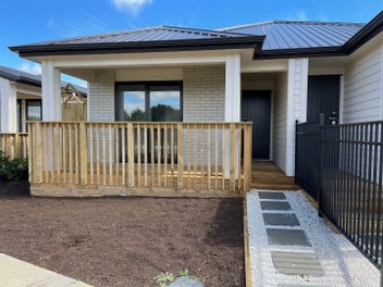 Image 1 of 20