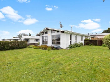 Timeless Brick, Top Location