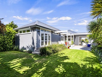 Now Selling | $3,725,000
