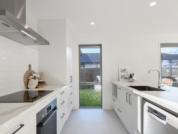 Modern Living, Prime Location