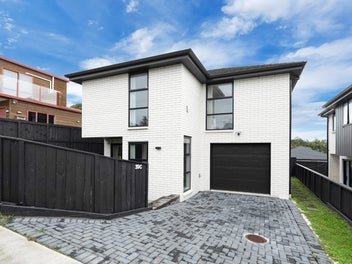 Smart Buying - Move In Ready.....