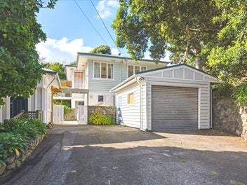 Breathtaking Paekakariki Villa