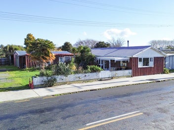 Image 1 of 32