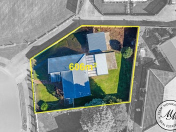 #GAMEDAY - RENOVATED WITH CABINS - MUST SELL