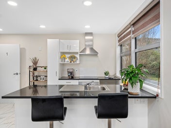 Contemporary Comfort, Exceptional Convenience