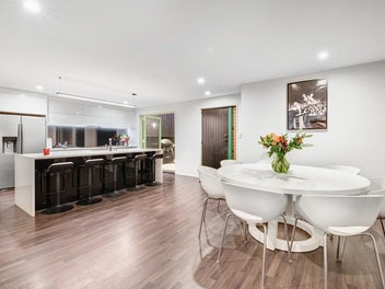 Large Family Living, Room For the Toys!
