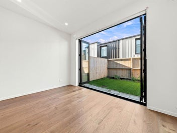 Luxurious Style & Two Ensuites