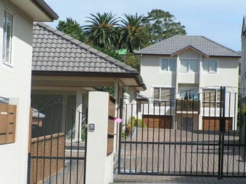 Image 1 of 11