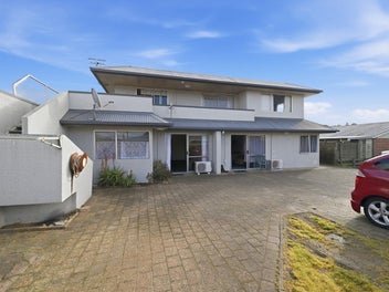 Image 1 of 22