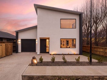 The ultimate home and income package