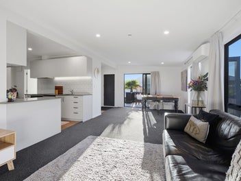 A Home an Income and Mount Lifestyle You'll Love