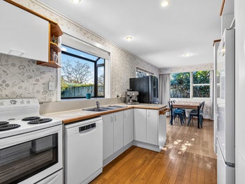 Park-Side Family Living in Zoned Silverdale