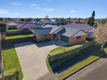Brick Beauty on 657 m2 section