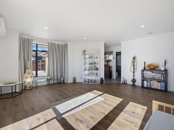 Brick with Solar Options - Top School Zone
