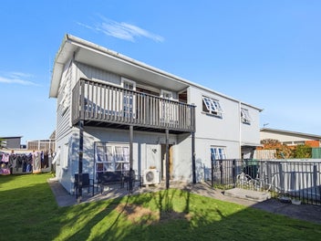 1/347 Young Street