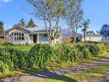 Villa with River & Mountain Views on 12.4 Acres