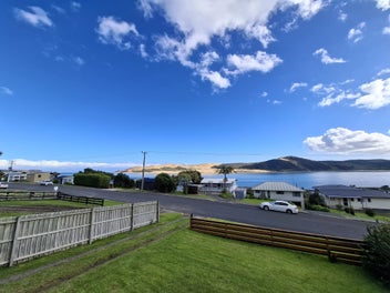 Home or holiday retreat - Sunsets and Sea views