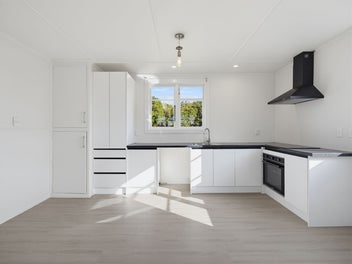 7% Gross Return - Great Investment or First Home