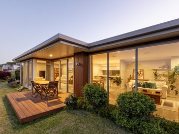 Elevated Executive Living with Panoramic Views