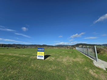 Image 1 of 5