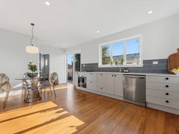 Modern living, ready to move