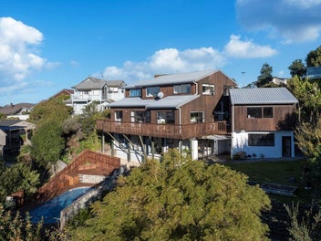 HIGHLY MOTIVATED RELOCATED OWNER – MUST SELL!