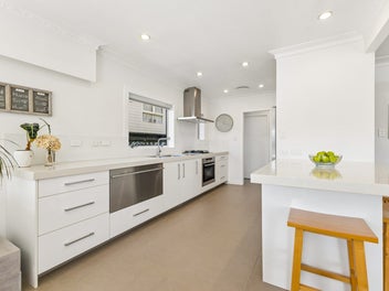 Modern Comfort, Easy Care Appeal