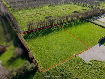 Orchard outlook, Village convenience
