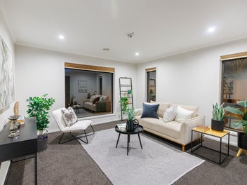 A Single-Level Gem on Amesbury