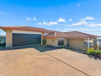Sun, Sea Views & Effortless Living
