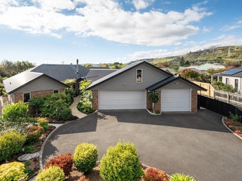 Stunning in Brick, Bordering a Reserve
