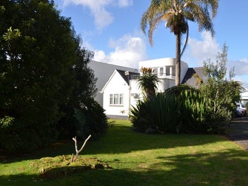 Image 1 of 16