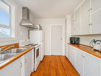OWNERS BOUGHT - SALE SOUGHT