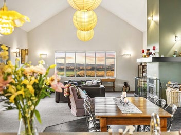 Mirror, Mirror on the Wall - This Estate Rules The