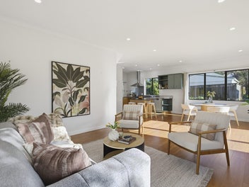 MODERN TOWNHOUSE LIVING