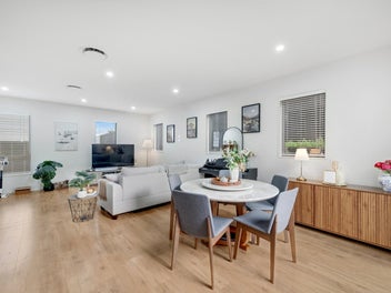 Spacious and private in the heart of Howick