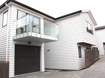 Image 1 of 14