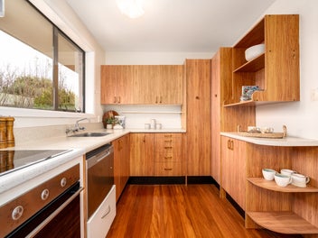 Family Favourite with Park & Playground Views