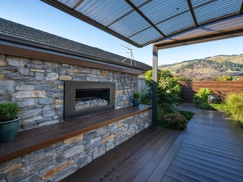 SERIOUSLY FOR SALE – Must View!