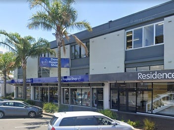 Image 1 of 5