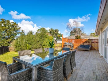 Your Private Coastal Sanctuary in Wattle Downs